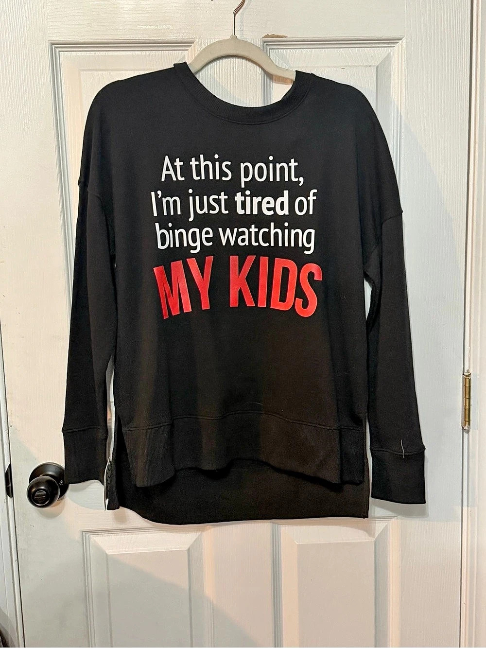 Time and Tru Graphic longsleeve Black & Red Medium